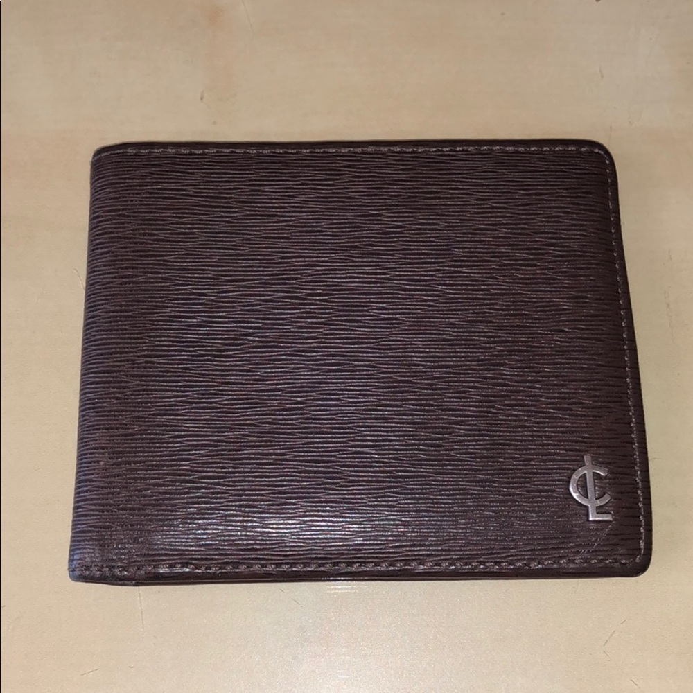 Used Authentic coach leather wallet